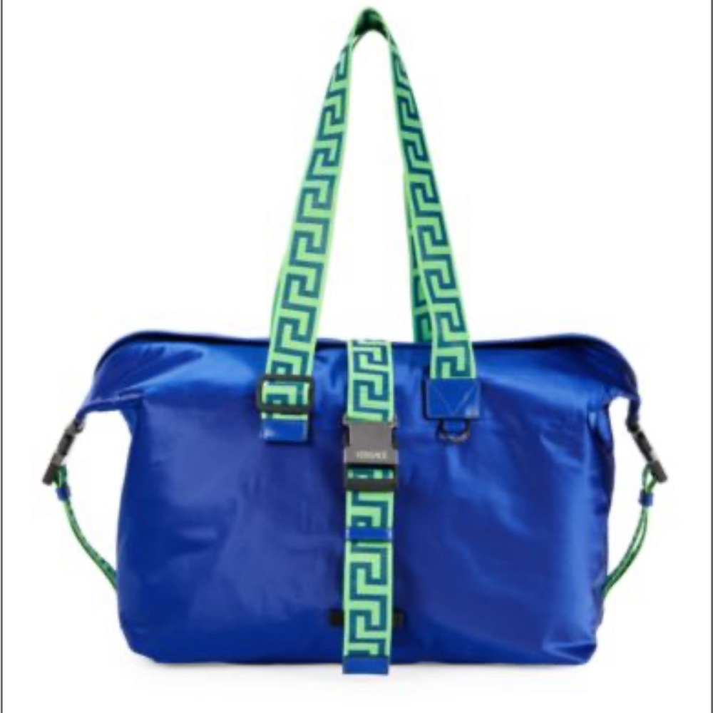 Greca Nylon Duffel Bag. SIZE
20.5"W x 11"H x 8.5"D